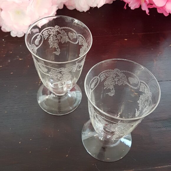 2pc Vintage Bohemia Czech Crystal Etched Thistle 4oz Juice Glasses - Picture 4 of 7